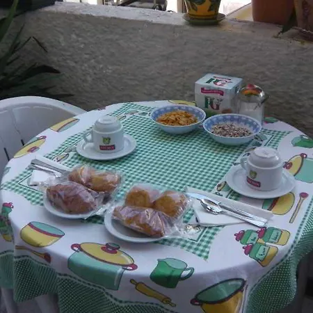 Pension Dona Lola 2*