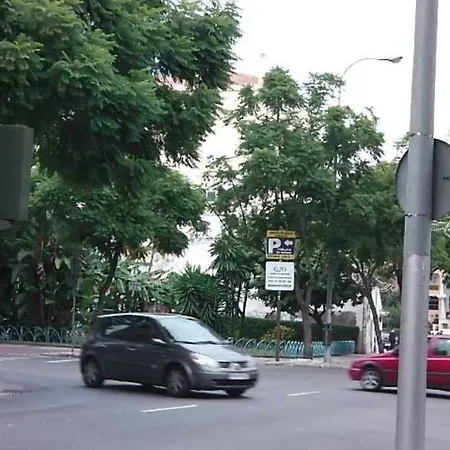 Casa de hóspedes Pension Dona Lola 2*