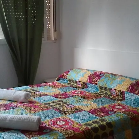 Pension Dona Lola 2* توريمولينوس